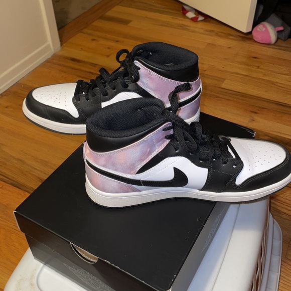 Jordan 1 mid zen master - Picture 3 of 5